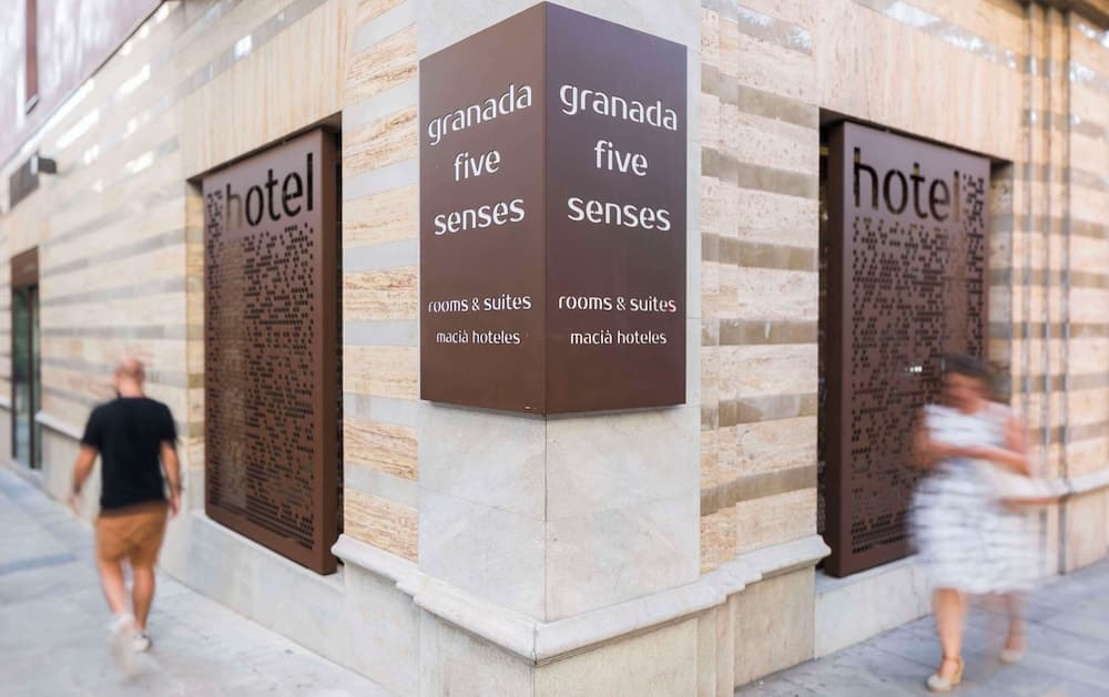 Hotel Macià Granada Five Senses Rooms & Suites
