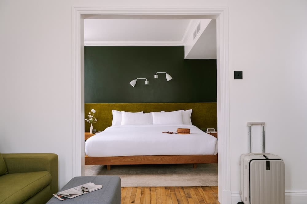Sonder Chelsea Green