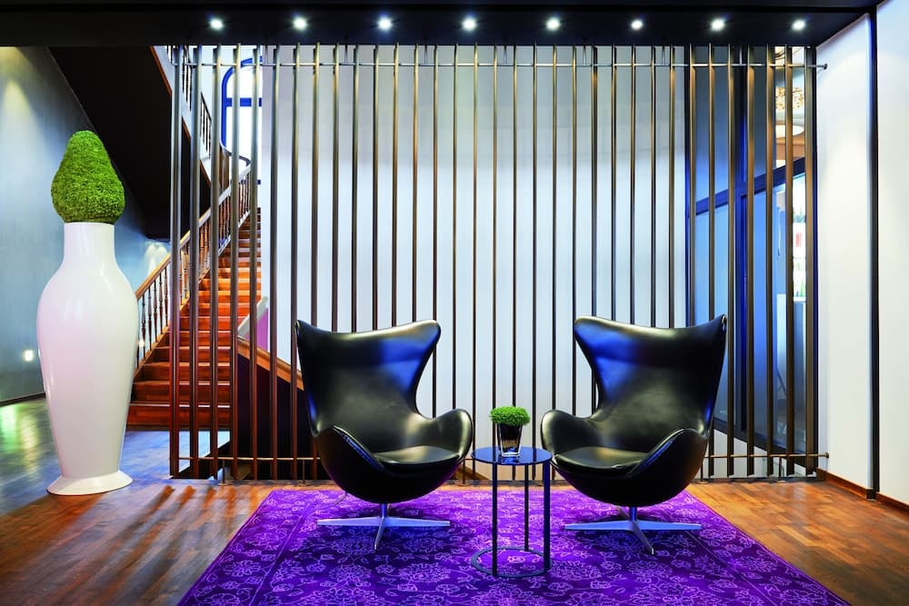 Lobi dinlenme salonu