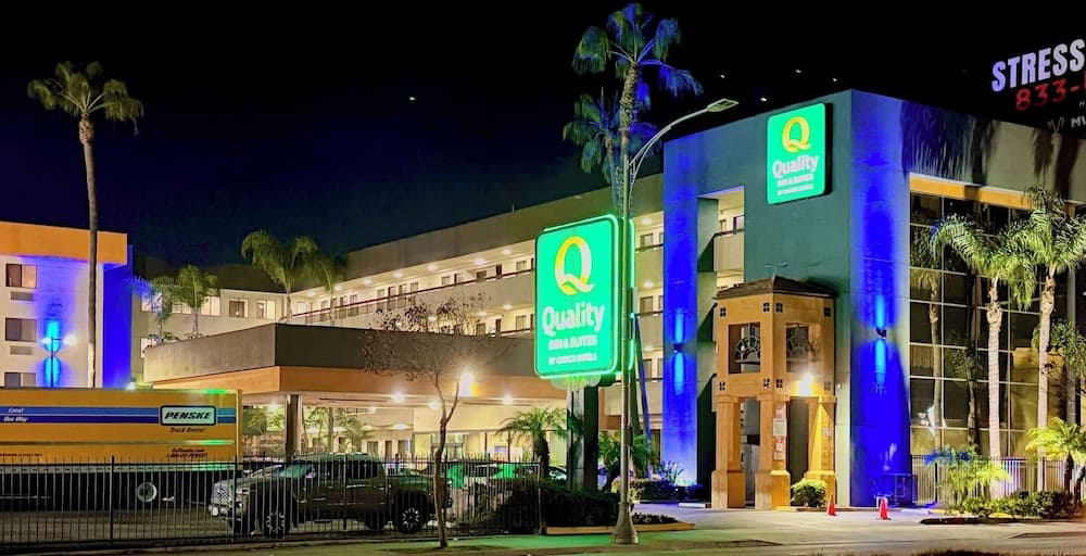 Quality Inn & Suites Los Angeles Airport - LAX