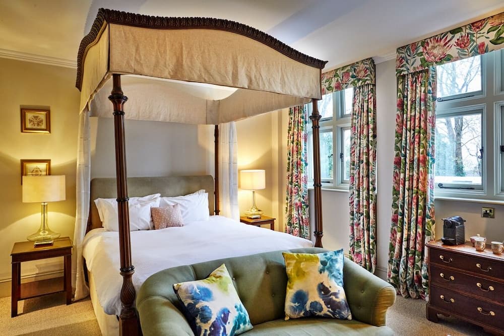 Ockenden Manor Hotel & Spa