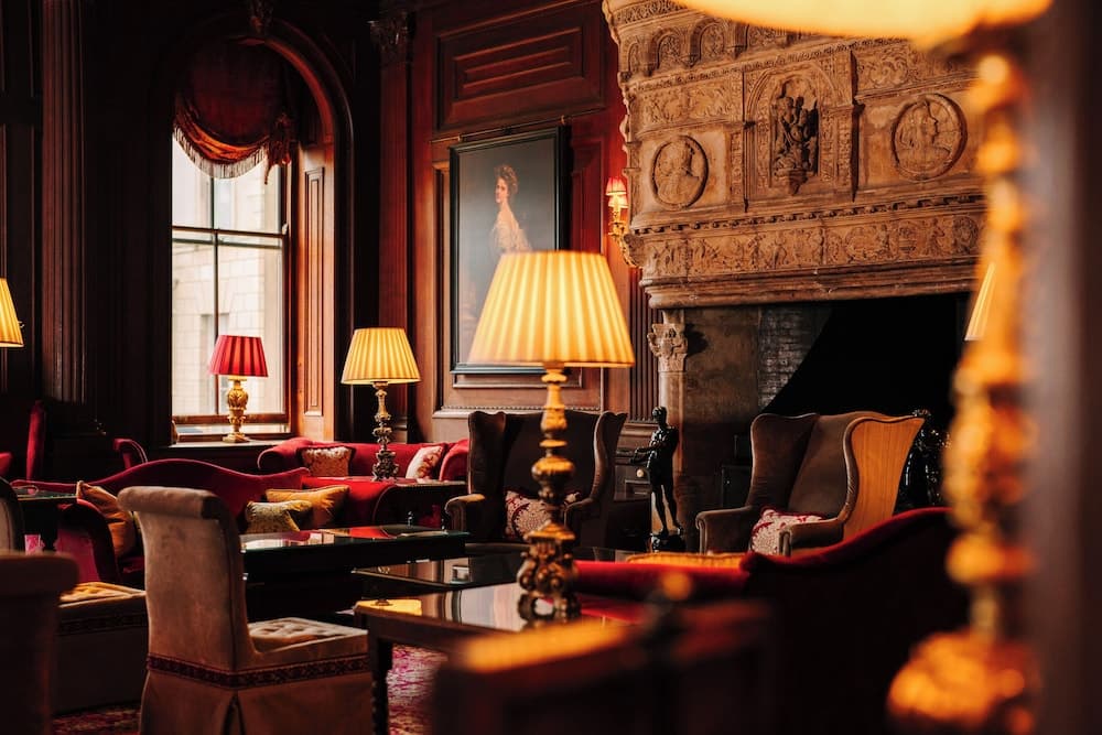 Lobi dinlenme salonu