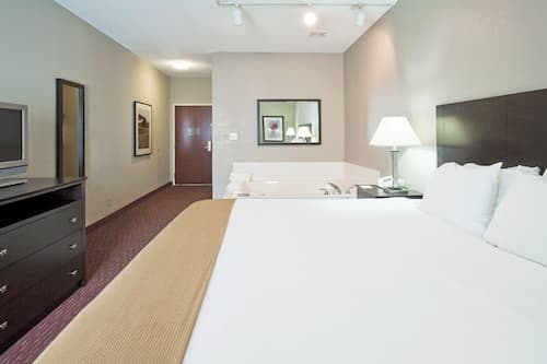 Holiday Inn Express New Haven by IHG