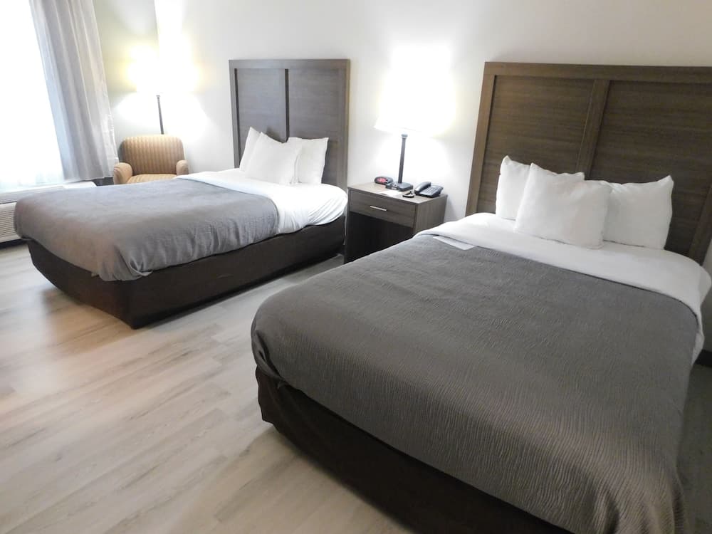 Quality Inn & Suites Hanes Mall