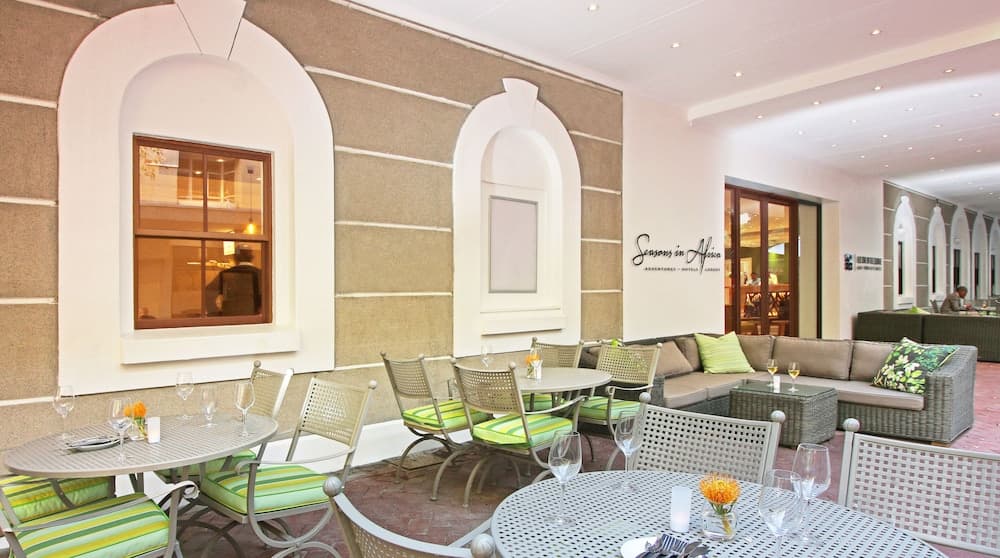 Açık havada yemek servisi