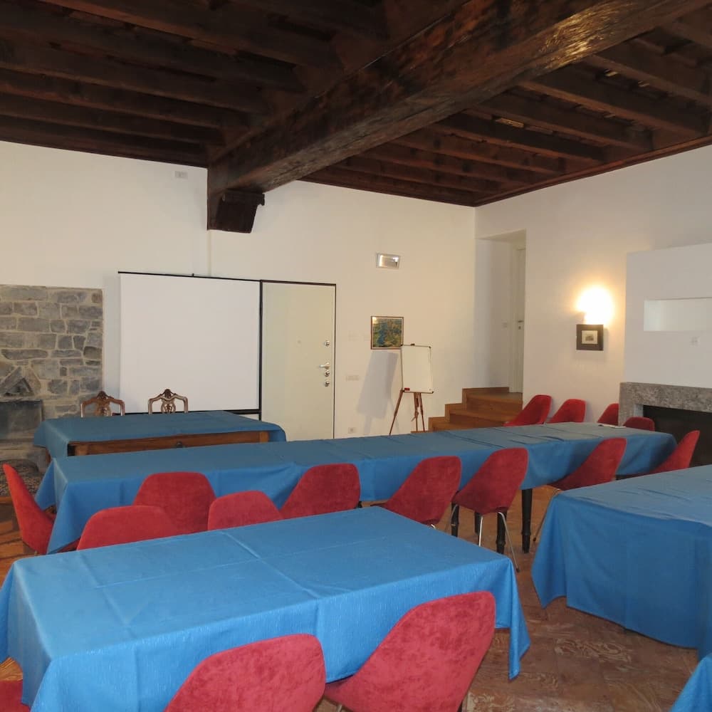 Toplantı salonu/imkânları