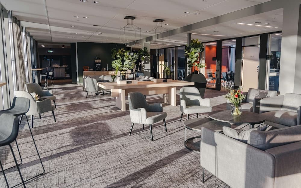 Lobi dinlenme salonu