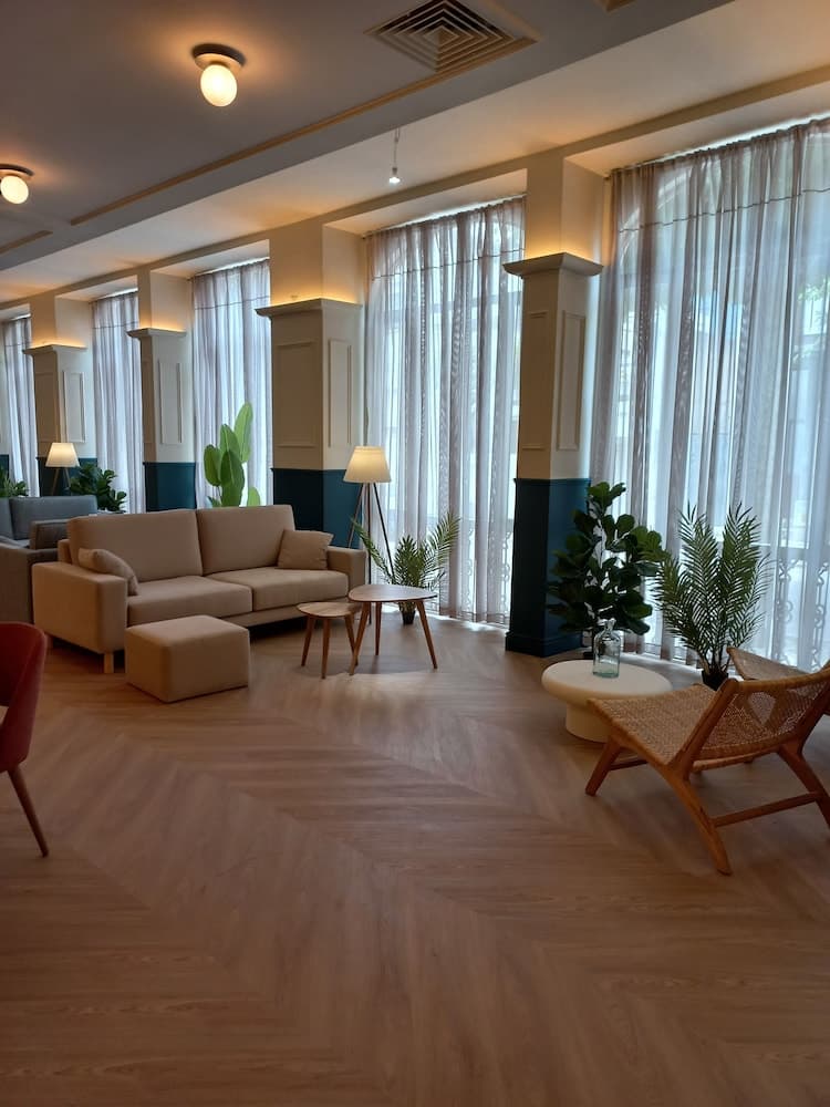 Lobi oturma alanı