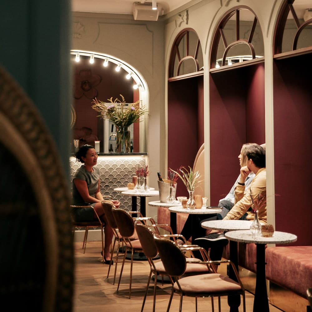 Lobi dinlenme salonu