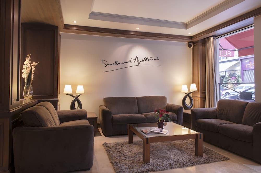 Lobi dinlenme salonu