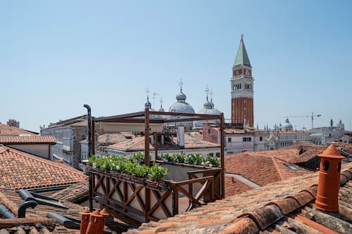 Colombina Hotel