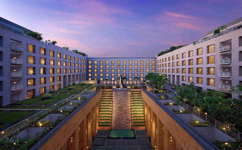 Grand Hyatt Mumbai Hotel and Serviced Apartments