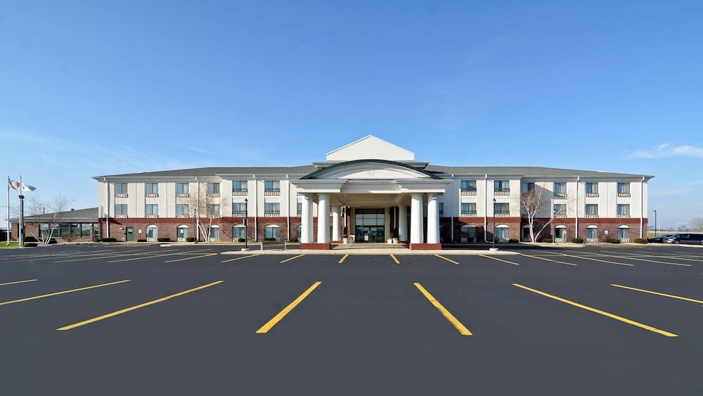 Holiday Inn Express Hotel & Suites Fort Atkinson by IHG
