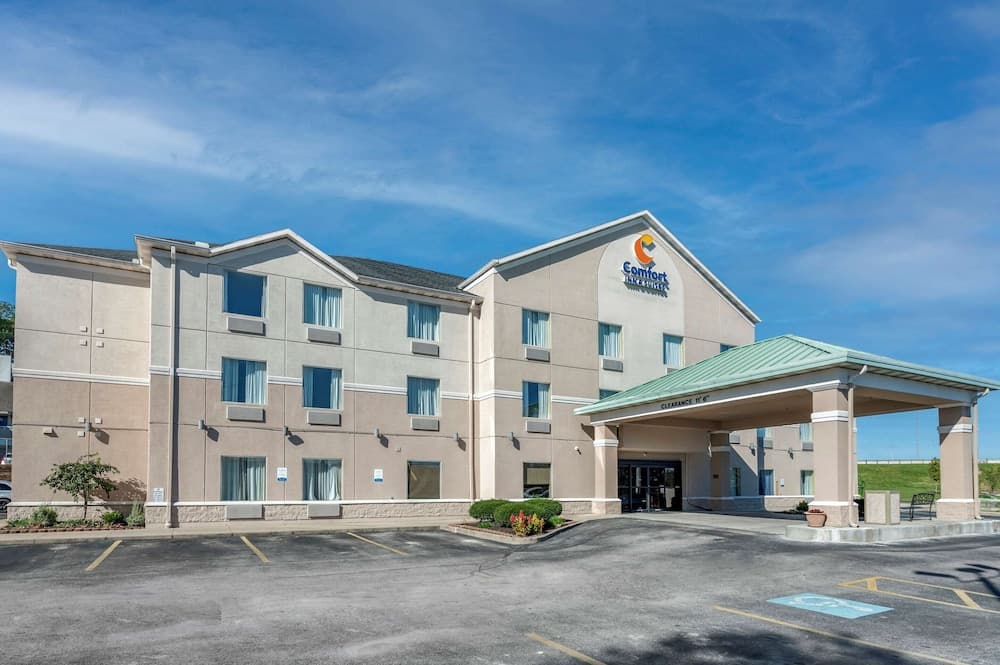 Comfort Inn And Suites