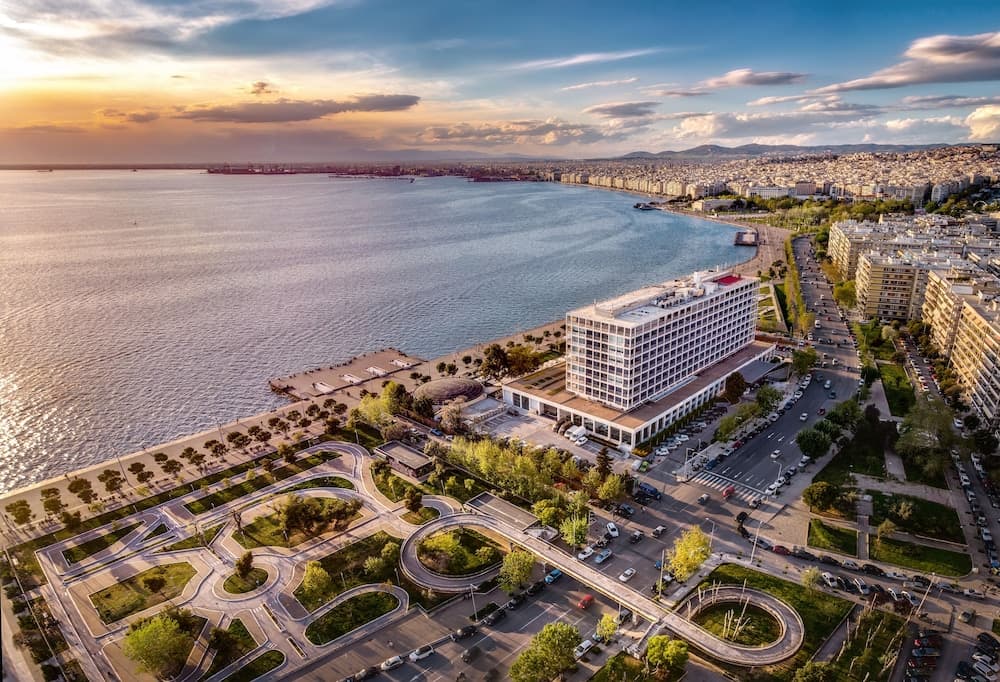 Makedonia Palace