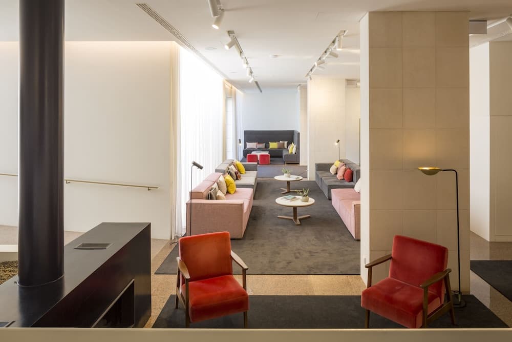 Lobi dinlenme salonu