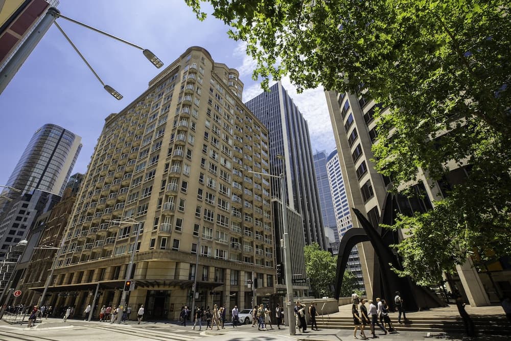 Mantra 2 Bond Street Sydney