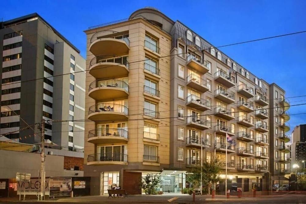 Melbourne South Yarra Central Apartment Hotel