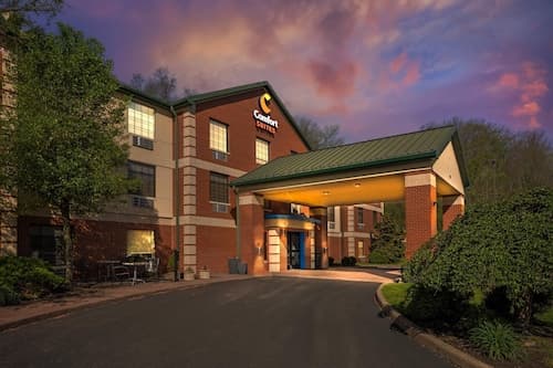 Comfort Suites Pittsburgh Airport