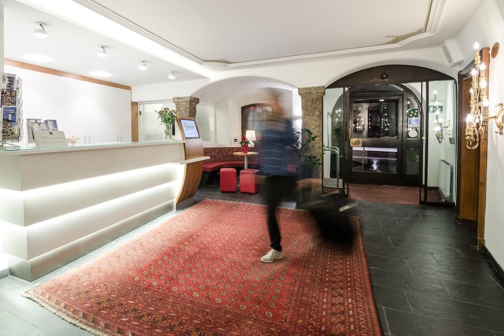 Giriş/çıkış büfesi