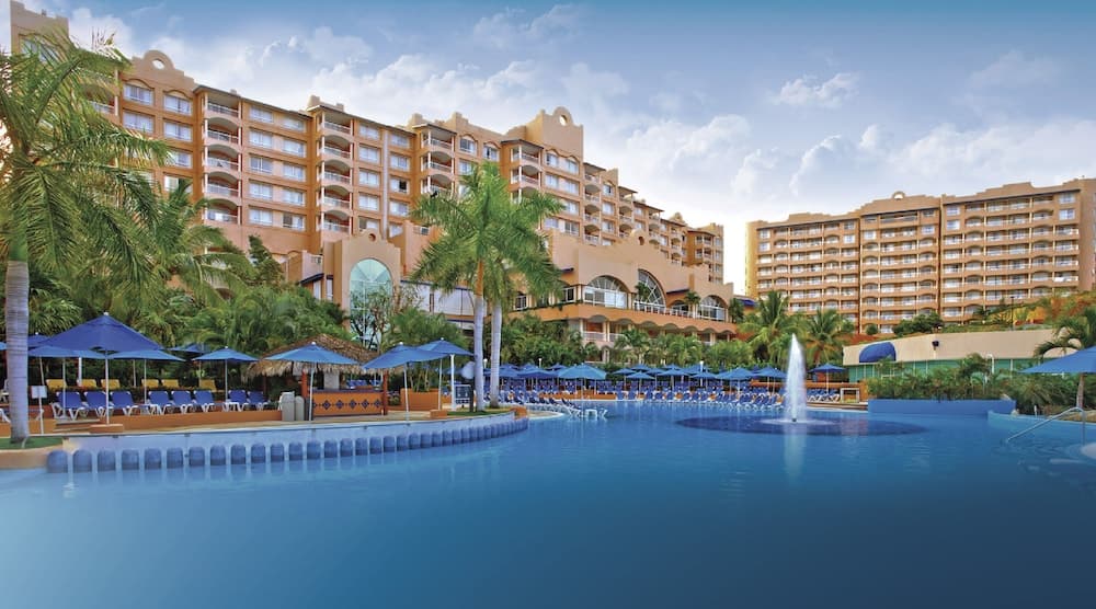 Azul Ixtapa Beach Resort and Convention Center - All Inclusive