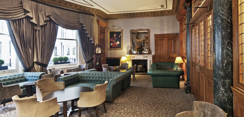 Gem Strathmore Hotel