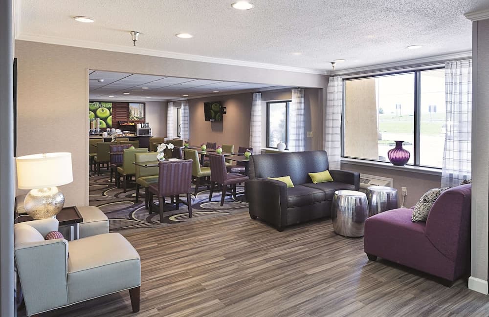 La Quinta Inn & Suites by Wyndham Baton Rouge Siegen Lane