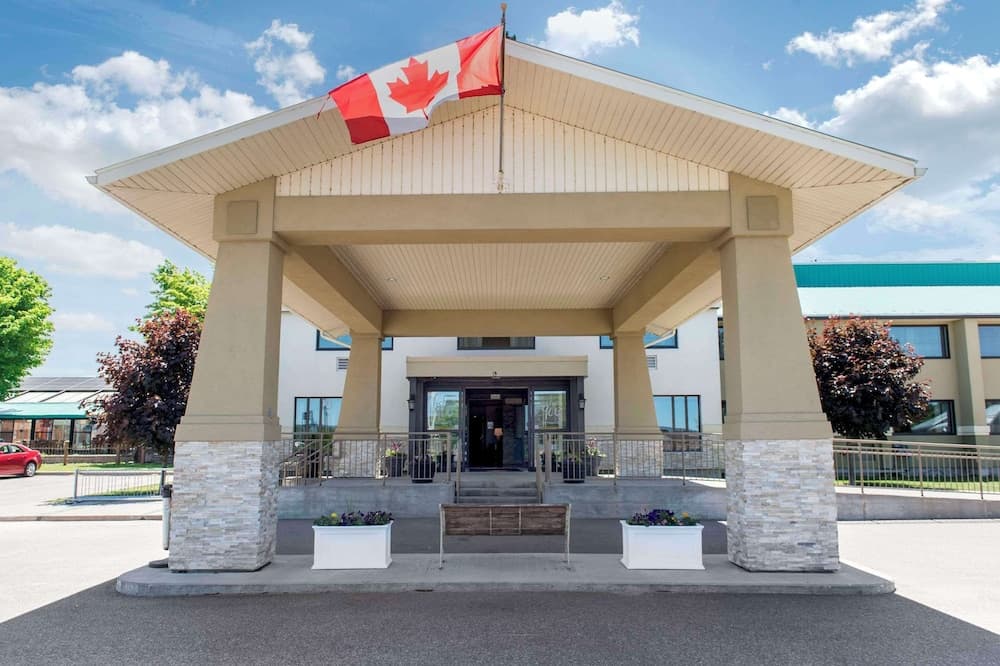 Quality Inn and Conference Centre