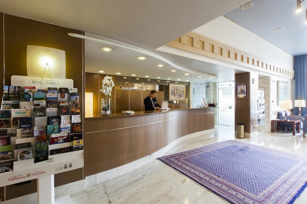 Giriş/çıkış büfesi