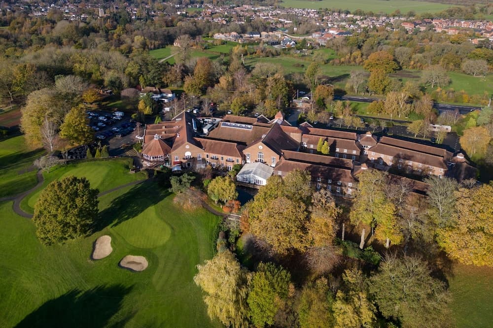 Delta Hotels by Marriott Tudor Park Country Club