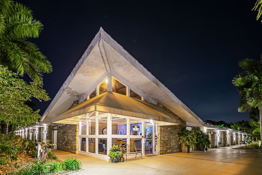 Fairways Inn of Naples