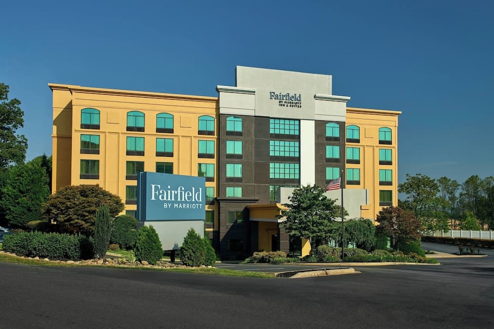 Fairfield by Marriott Inn & Suites Asheville Outlets