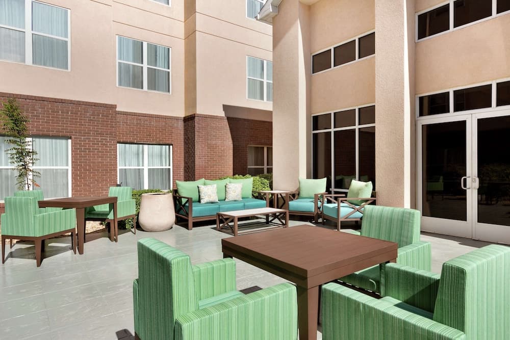 Homewood Suites by Hilton Dallas-Arlington