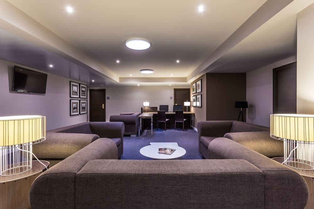 Lobi dinlenme salonu