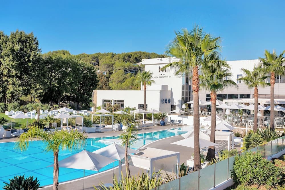 Mouratoglou Hotel & Resort