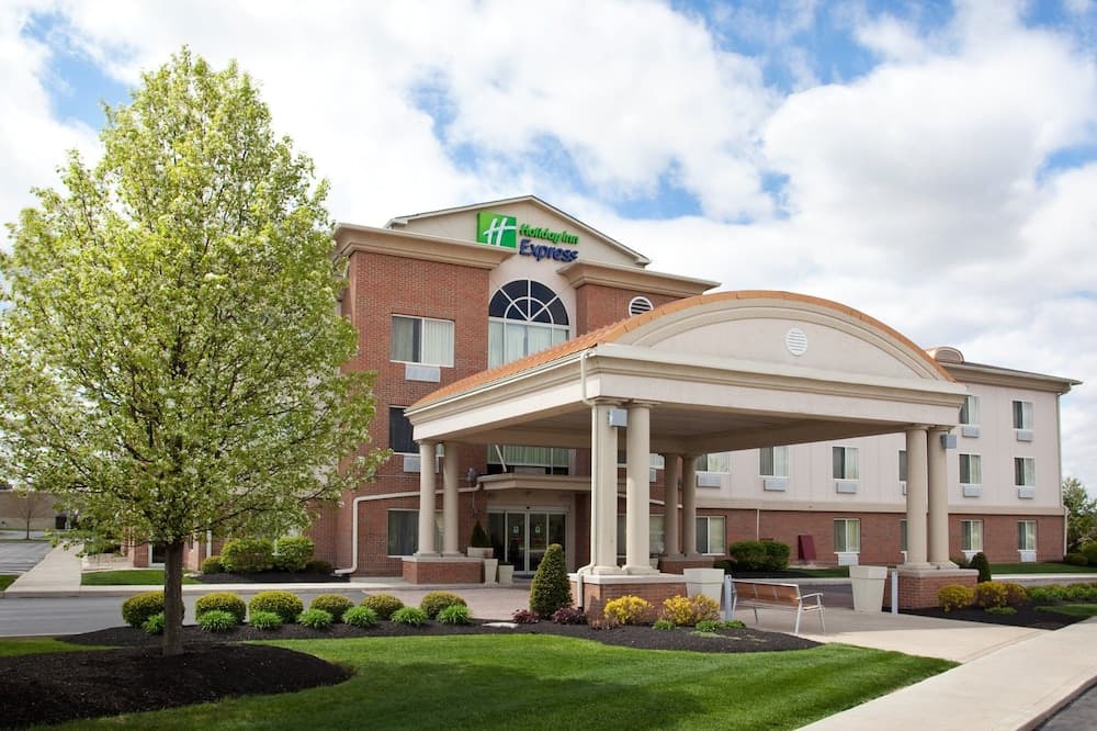 Holiday Inn Express & Suites Marion by IHG