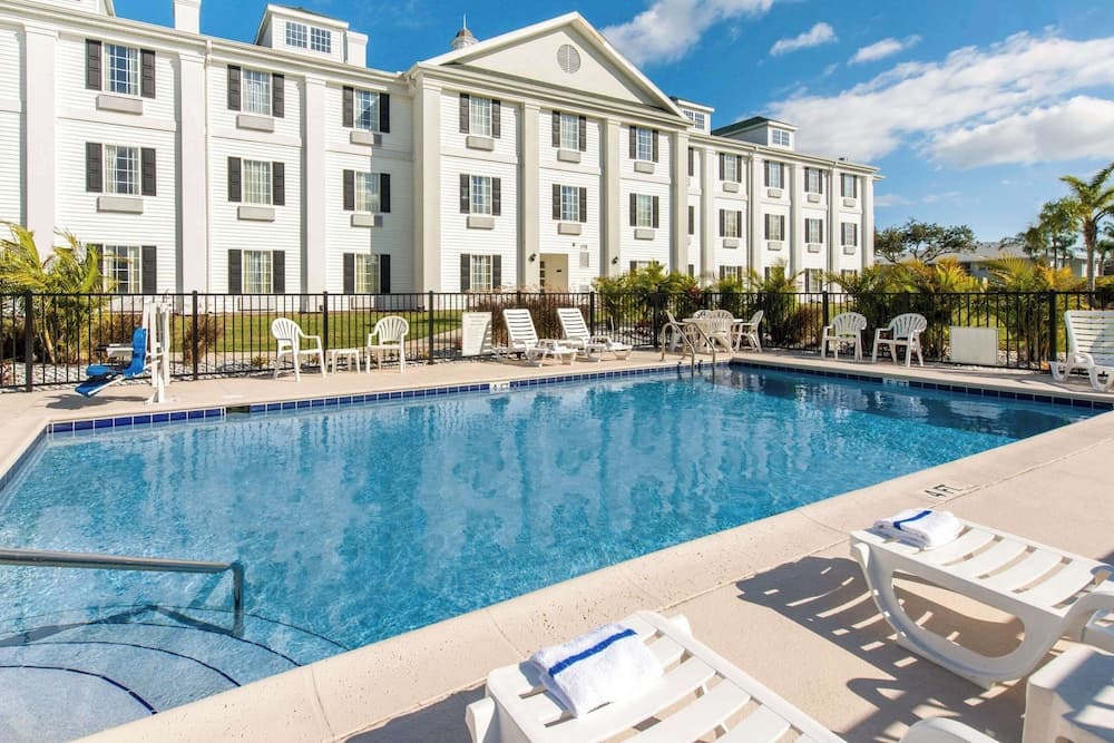 Quality Inn Palm Bay - Melbourne I-95