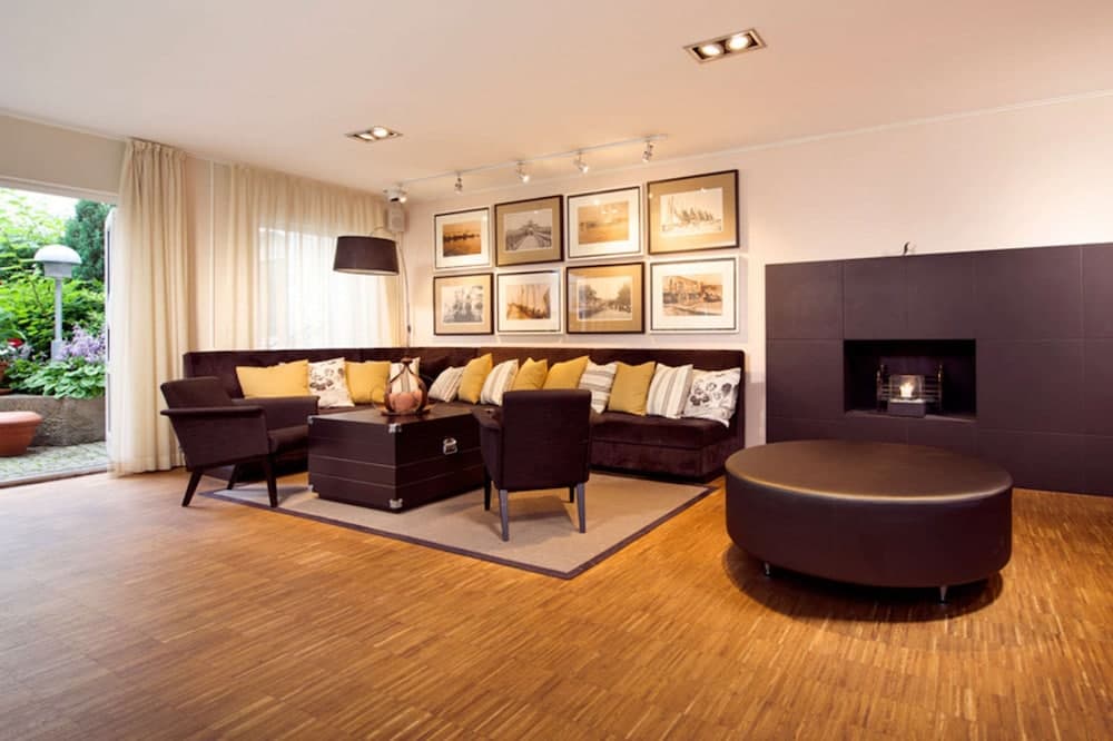 Home Hotel Fregatten