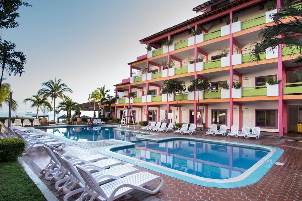 Decameron Los Cocos Guayabitos, Ramada All-Inclusive Resort