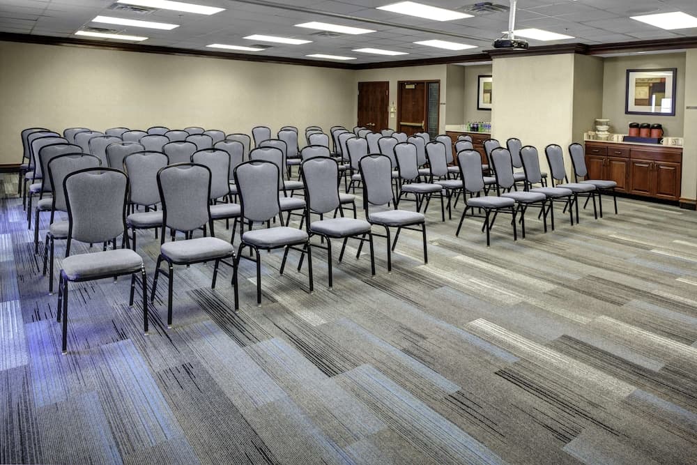 Toplantı salonu/imkânları