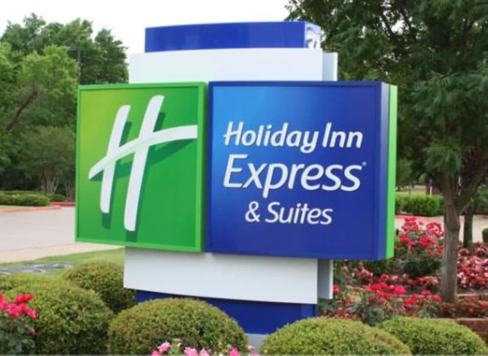 Holiday Inn Express Rensselaer by IHG