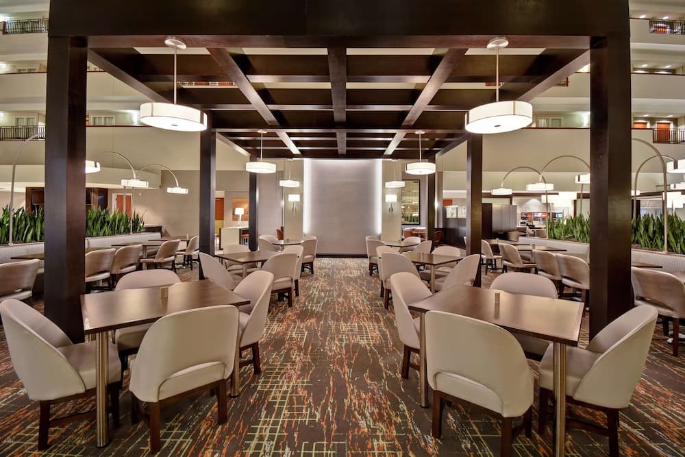 Embassy Suites Little Rock