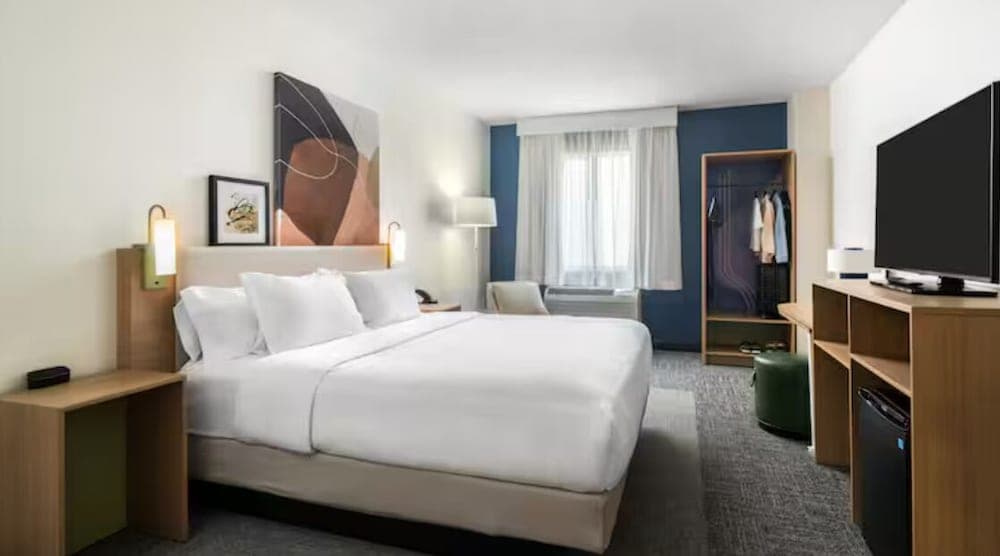 Spark by Hilton Birmingham Colonnade