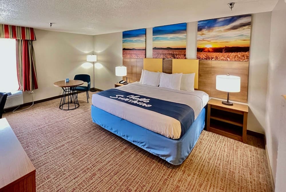 Days Inn by Wyndham Rayne/Crowley