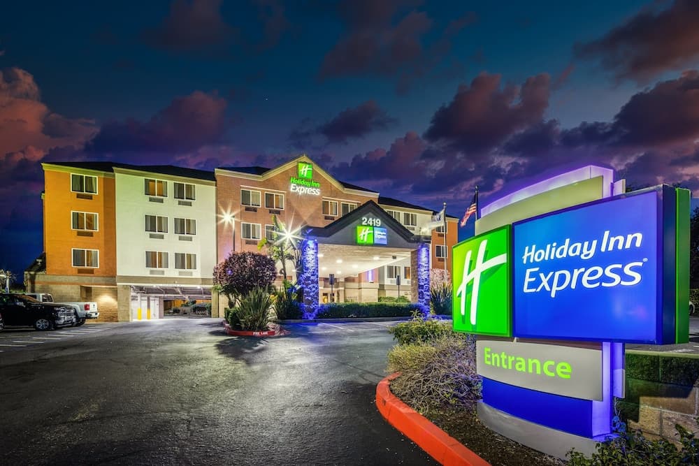 Holiday Inn Express Castro Valley - East Bay by IHG