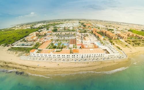 Playa De La Luz Hotel