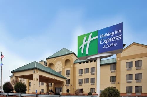 Holiday Inn Express & Suites St. Louis West - Fenton by IHG