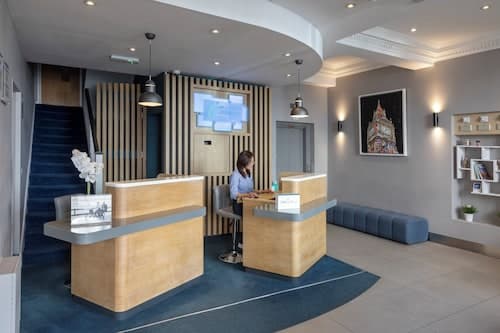 Holiday Inn Express London Victoria by IHG