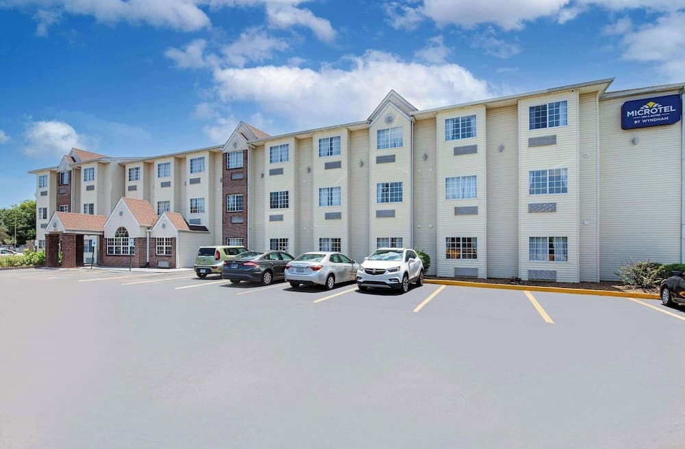 Microtel Inn & Suites by Wyndham Cordova/Memphis/By Wolfchas