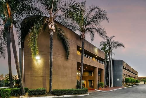 Travelodge by Wyndham Commerce Los Angeles Area